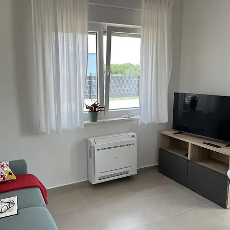 Ispo Volta Villa *