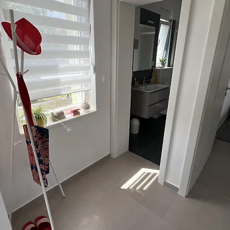 Ispo Volta Villa