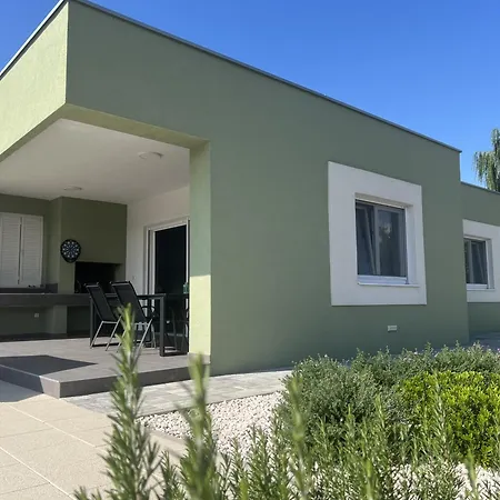Villa Ispo Volta