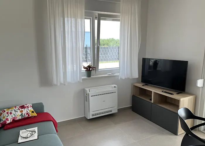 Ispo Volta Villa *
