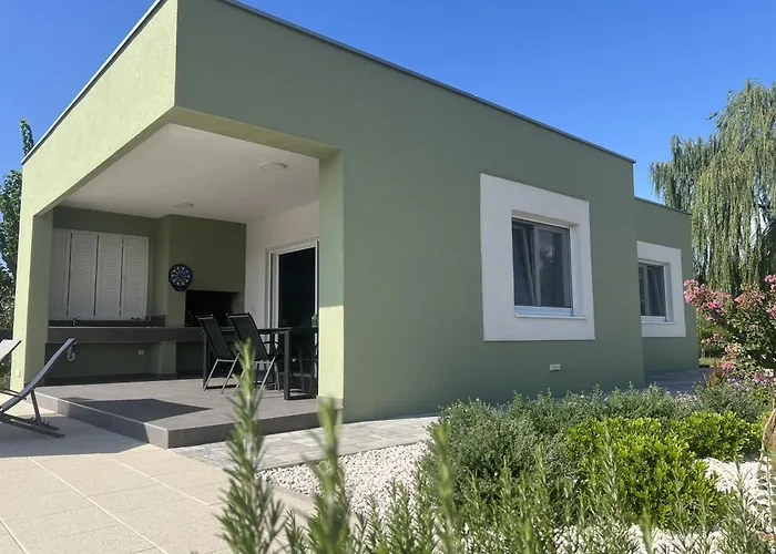 Villa Ispo Volta