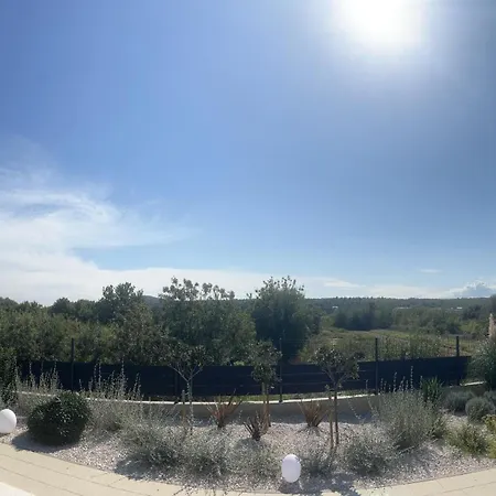 Ispo Volta Villa Posedarje