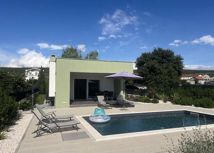 Villa Ispo Volta Posedarje